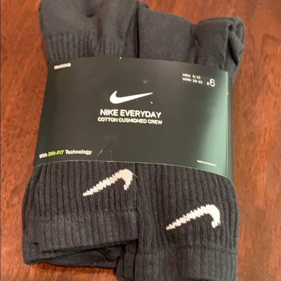 nike men's socks dri fit crew 6 pairs